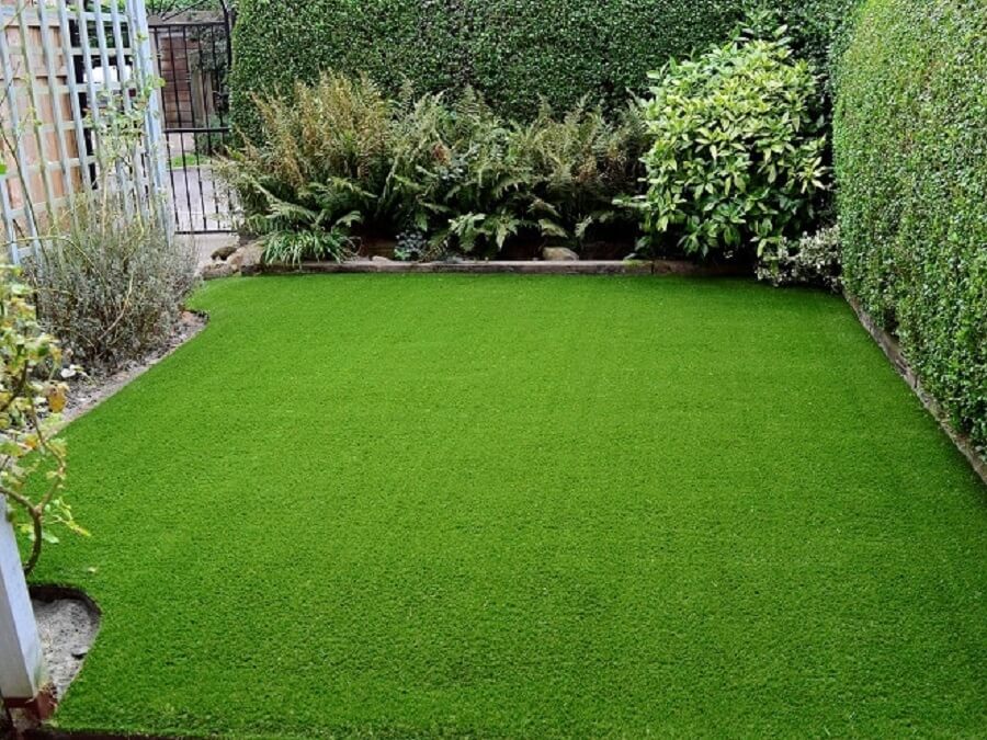 what-can-fake-grass-be-laid-on